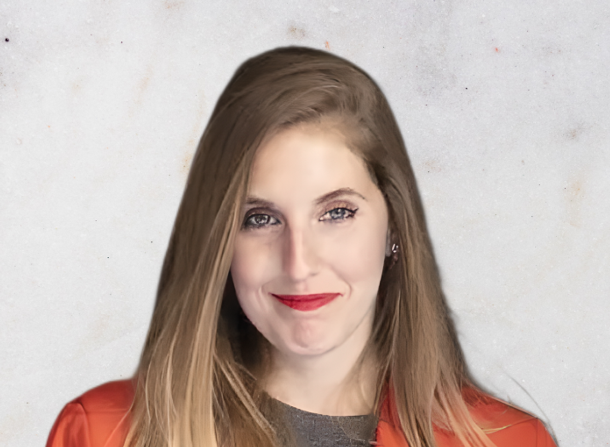 Débora (Debi) Olavarría, LL.M.